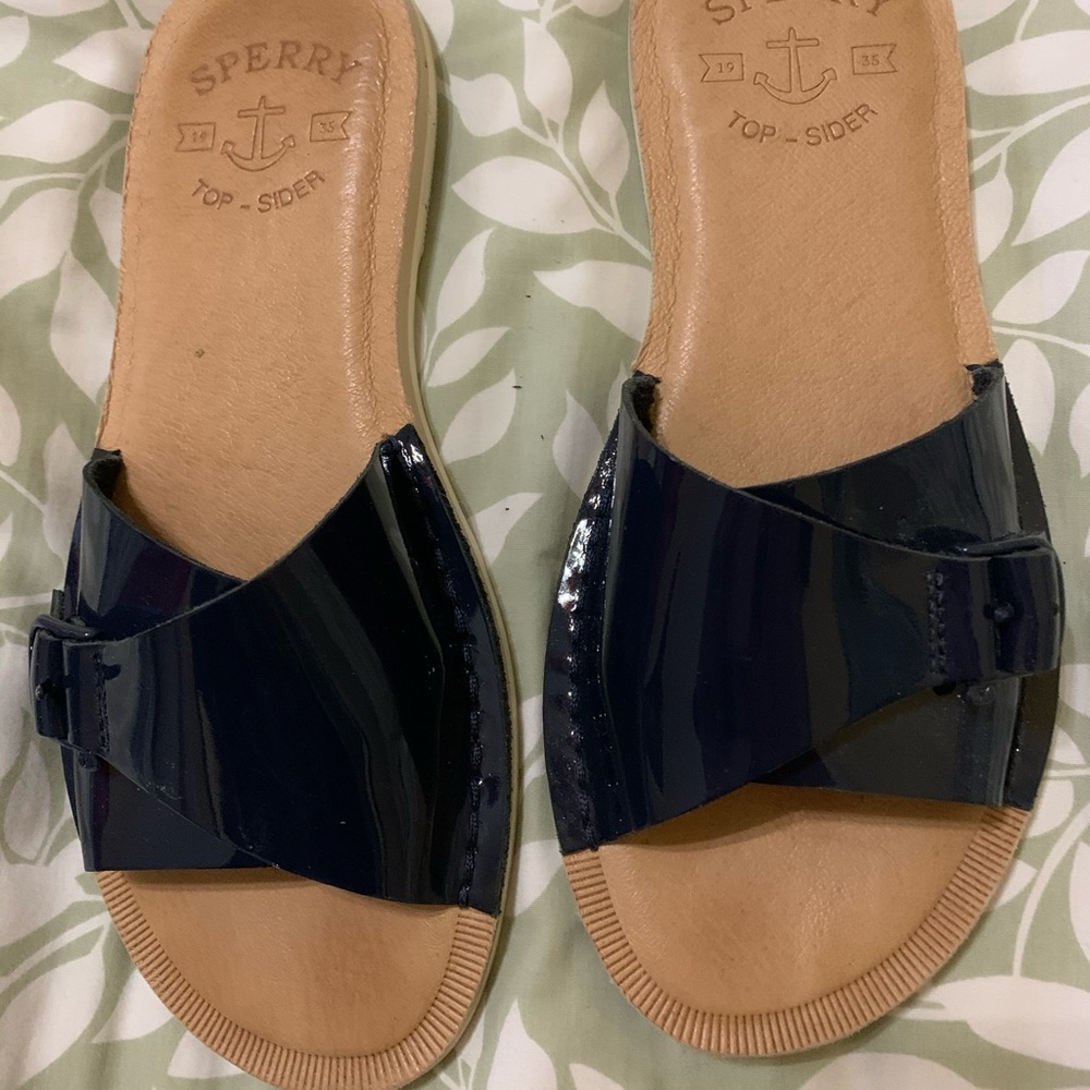 Sperry Patent Sandals